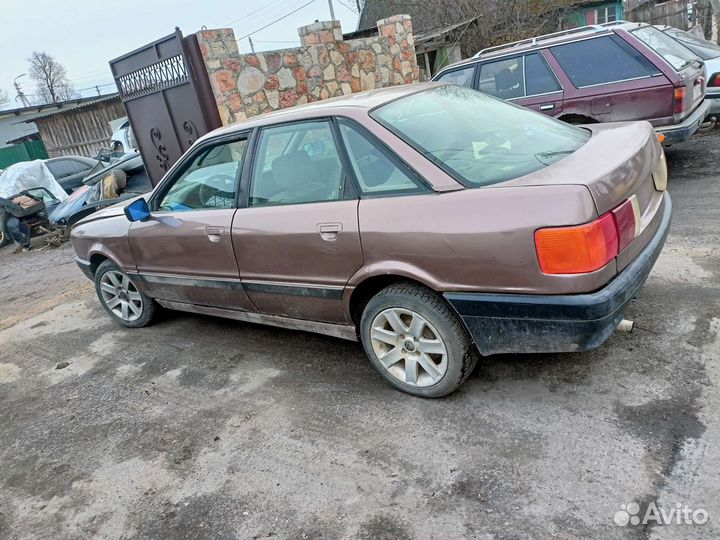 Разбор на запчасти Аudi 80