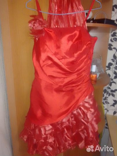 Продаю платье