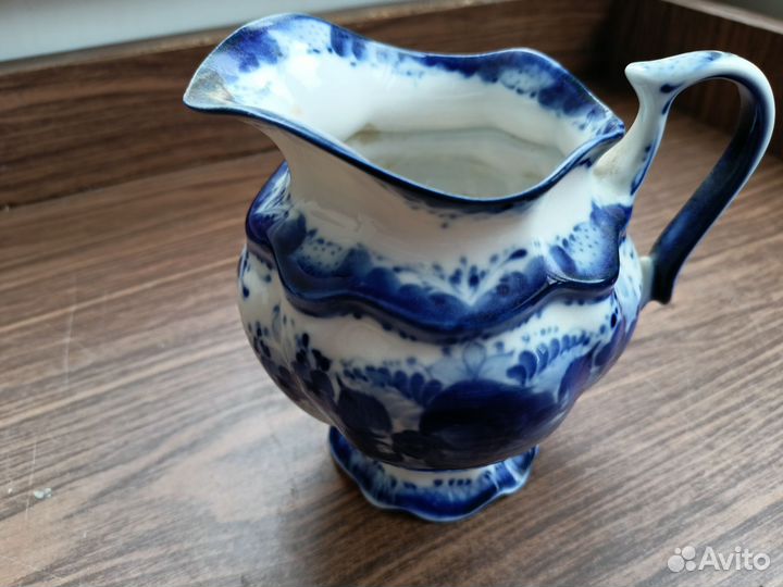 Заварочный чайник, сахарница, ваза