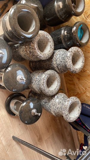 Вазы из гранита