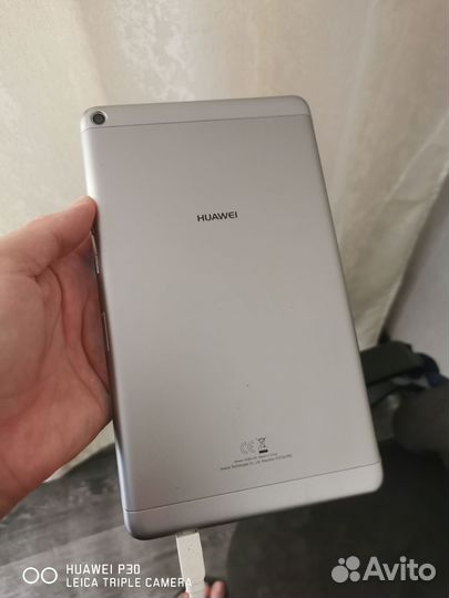 Планшет Huawei mediapad t3