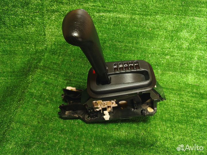 Селектор АКПП Nissan Sunny FB15