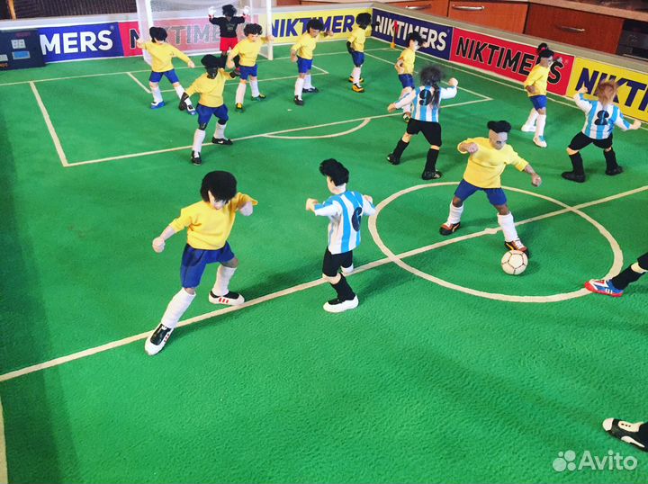 Настольный футбол и хоккей