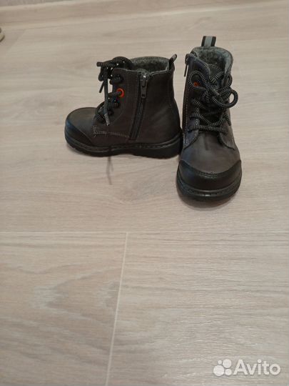 Ботинки осенние