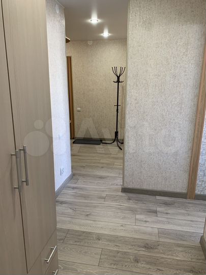 2-к. квартира, 54 м², 2/5 эт.