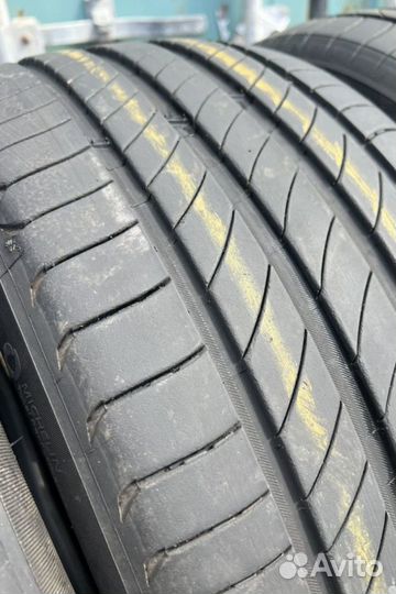 Michelin Primacy 4 245/45 R17