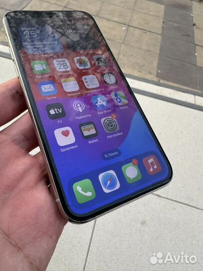 iPhone 11 Pro, 64 ГБ