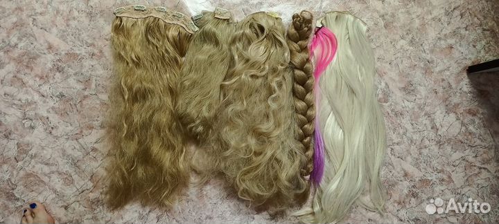 Волосы на заколках искусственные