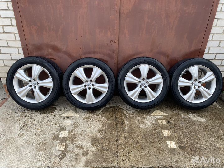 Колеса оригинальные на Infiniti