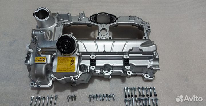 Клапанная крышка алюминиевая BMW F30 2011-2016