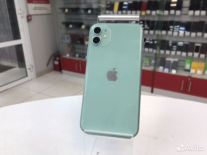 iPhone 11, 64 ГБ