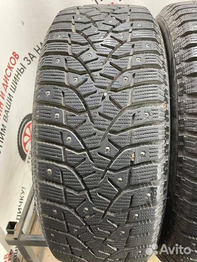 Bridgestone Blizzak Spike-02 205/55 R16 87M