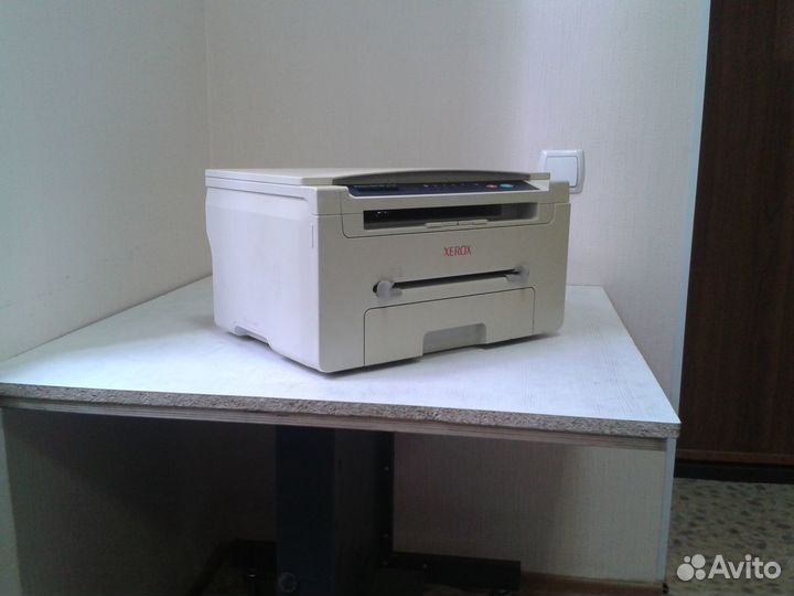 Компактное лазерное мфу (принтер-сканер-копир)