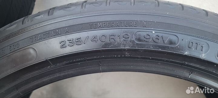 Michelin MXE Green 235/40 R19 96V