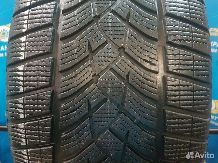 Goodyear UltraGrip Ice SUV 275/45 R21