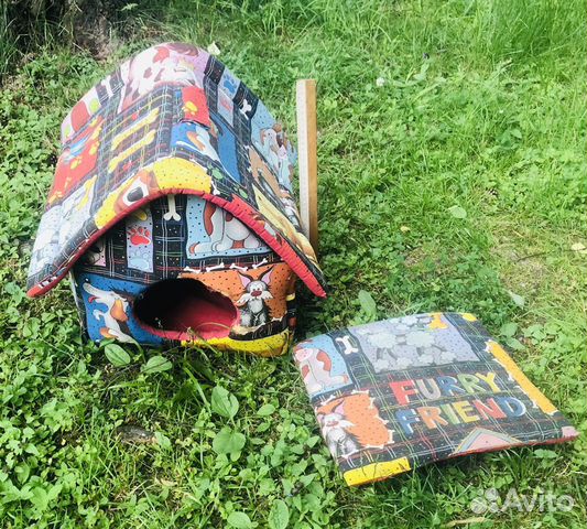 Для кошек и собак домик и переноска
