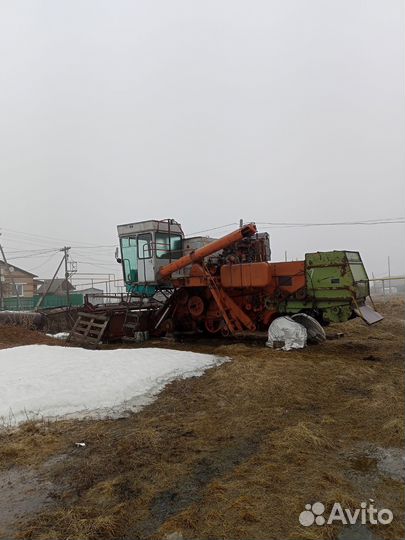 Комбайн Нива-Сельхозтехника СКА-5, 1992