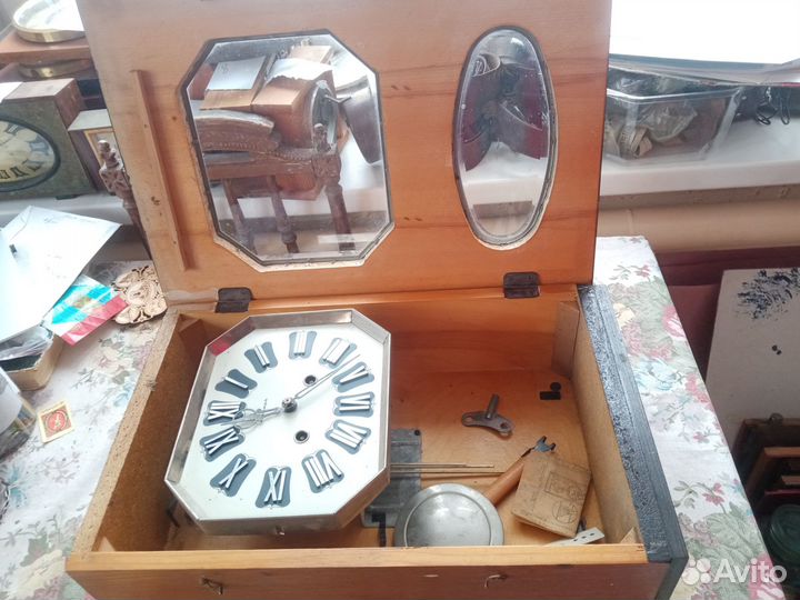 Часы настенные 