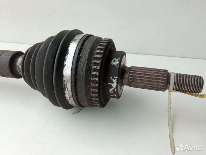 Полуось передняя правая (приводной вал, шрус) Rena