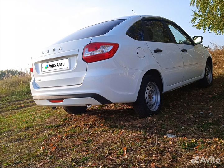 LADA Granta 1.6 МТ, 2021, 25 500 км