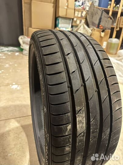 Marshal MU12 245/35 R20