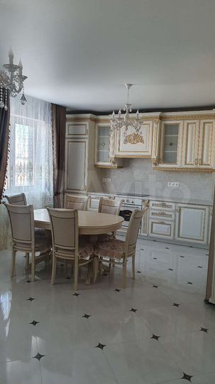 3-к. квартира, 110 м², 12/20 эт.