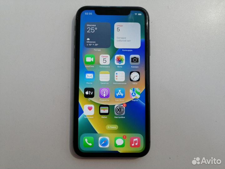 iPhone 11, 64 ГБ