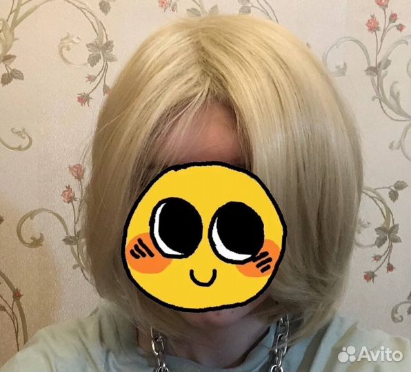 Светлый парик для косплея