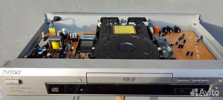 Sony CD/DVD player model DVP-S336