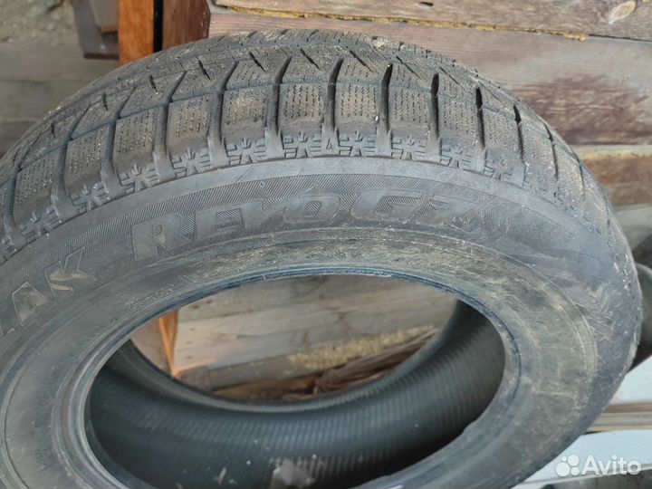 Bridgestone Winter Radial 704 195/65 R15