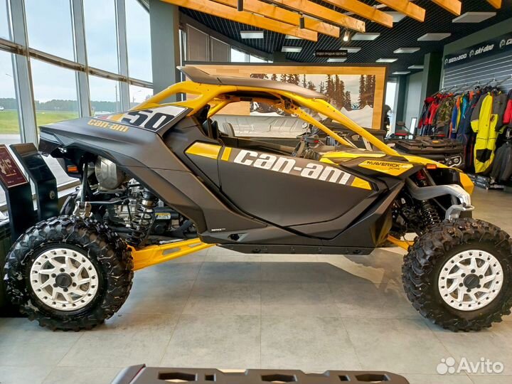 Мотовездеход 2024 BRP CAN-AM maverick R X RS