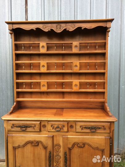 Посудный стелаж