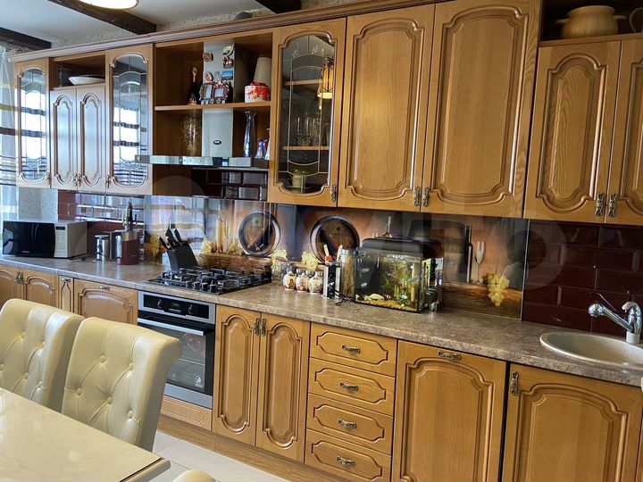 3-к. квартира, 106,6 м², 5/5 эт.