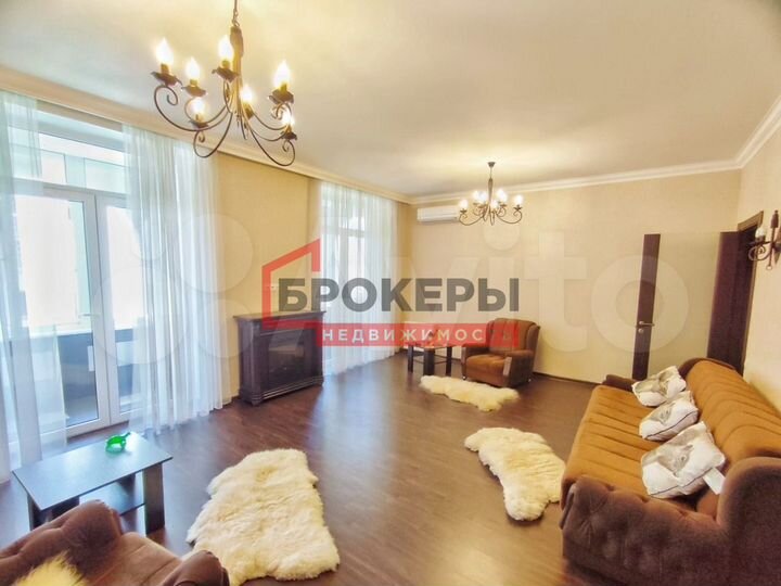 3-к. квартира, 133,1 м², 3/5 эт.