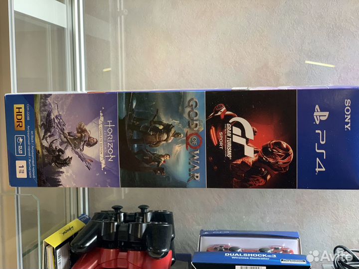 PlayStation 4 slim 1Tb