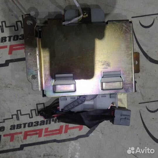 Блок EFI nissan KA20-DE caravan VPE25 MEC12190 237