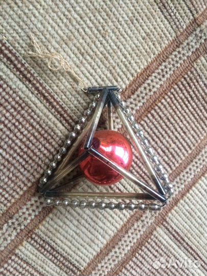 Новогодняя игрушка