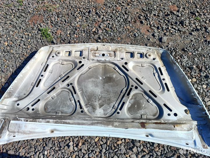 Капот газон next