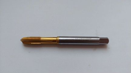 Метчик М10х1.5 с нитрид титановым покрытием Гюринг