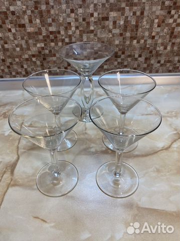 Бокалы под мартини