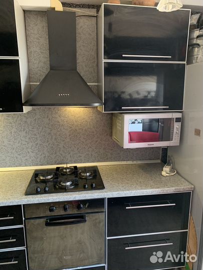 Кухня бу угловая