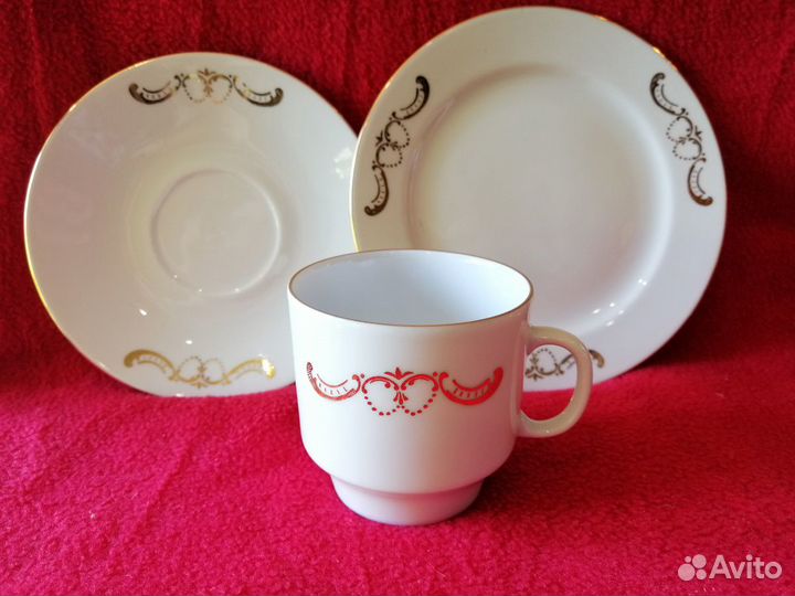 Фарфоровая чехословацкая чайная тройка. Bohemia