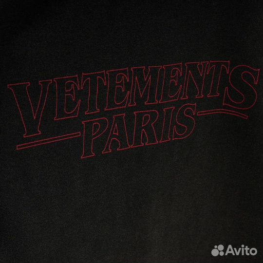 Футболка vetements paris