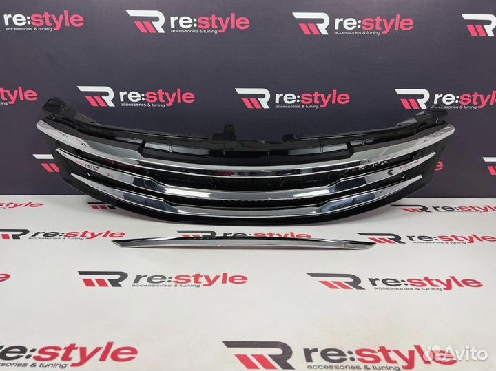 Решетка радиатора Toyota Camry 55 14-17 T2059