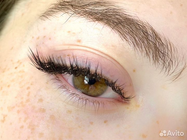Наращивание ресниц/оформление бровей