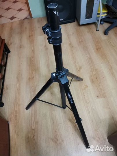 Колонка активная концертная + стойка+пульт