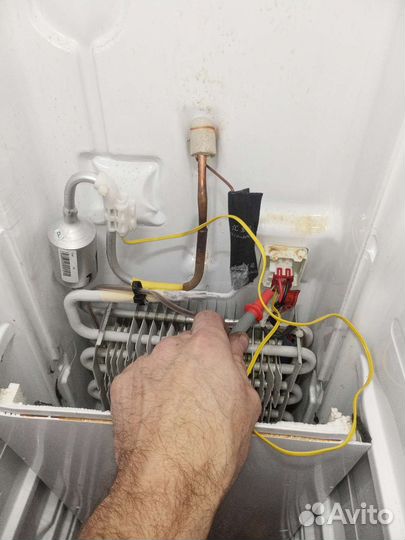 Ремонт холодильников