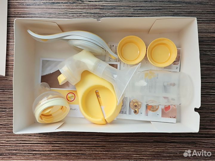 Молокоотсос medela ручной