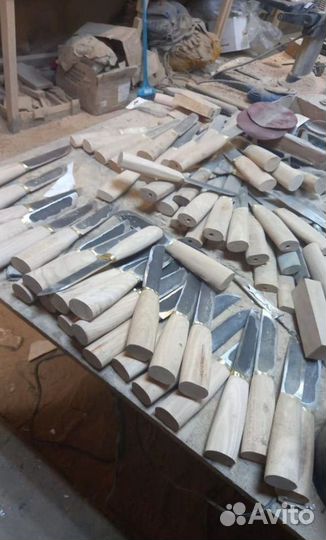 Нож кованый ручной работы