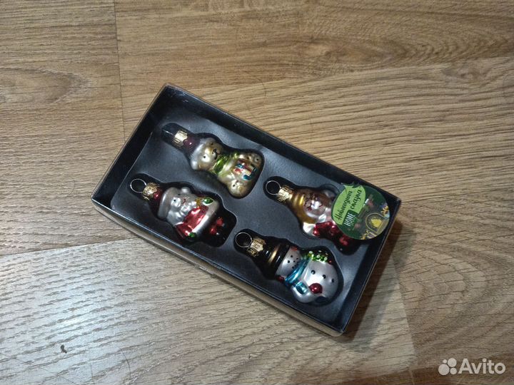 Елочные игрушки